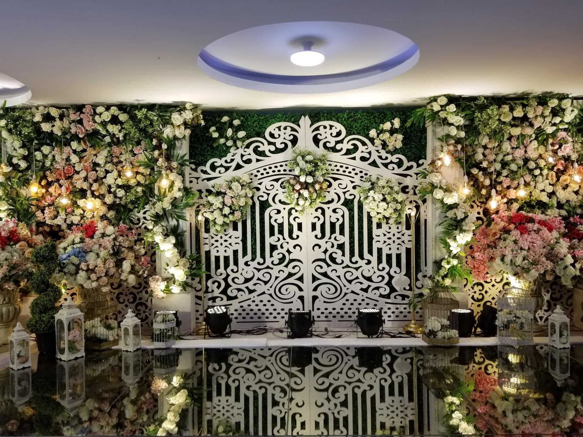 zaara convention stage decoration